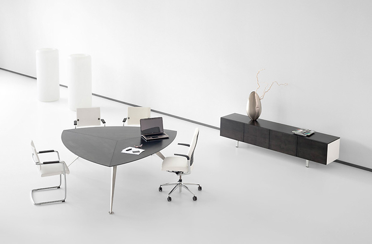 TwinForm | One off 9